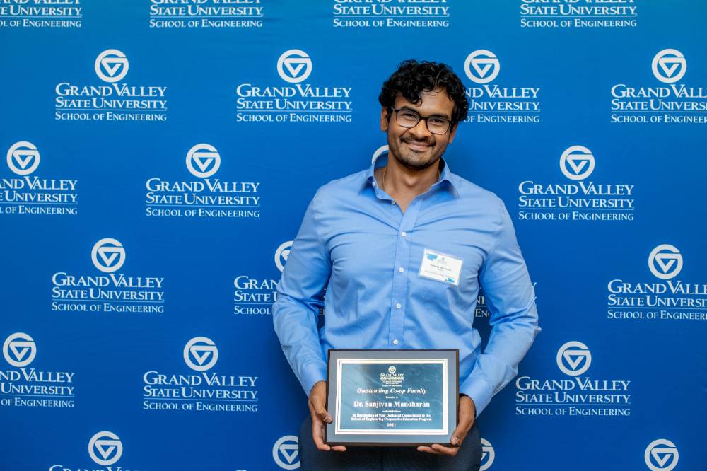 Dr. Sanjivan Manoharan received the Outstanding Co-op Faculty Award